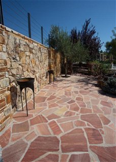 flagstones Brasil Rosso dikformaat € 41,95 p/m2 incl. btw