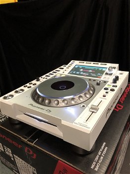 Nieuw Pioneer DJ Pioneer CDJ-3000-w (2) +1x DJM-900NXS2-W, Pioneer DJM-A9 DJ-Mixer, Pioneer DDJ-REV7 - 2