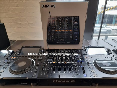 Pioneer DJ-set: 2X Pioneer CDJ-3000 Multiplayers + 1x Pioneer DJM-900NXS2 DJ Mixer voor 3500 EUR - 3