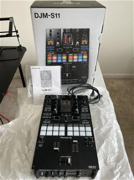 Pioneer CDJ-3000 Multi-Player, Pioneer DJM-A9 DJ Mixer, Pioneer DJM-V10-LF DJ-Mixer, Pioneer DJM-S11 - 6