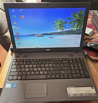 9 - Acer Travelmate 5744Z Intel Pentuium P6300 2.27 GHz - 1