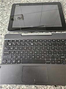 Te koop: Asus K010 Laptop/tablet 10,1" 16 GB 5G Met goede accu en oplaadkabel. Doe maar een bod!