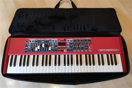 Roland FANTOM-8 88 toetsen, Roland Fantom-X8, Roland Fantom G8, Nord Electro 6D 61 toetsen - 3