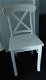 Te koop stevige witte houten stoel (zithoogte: 47 cm). - 6 - Thumbnail
