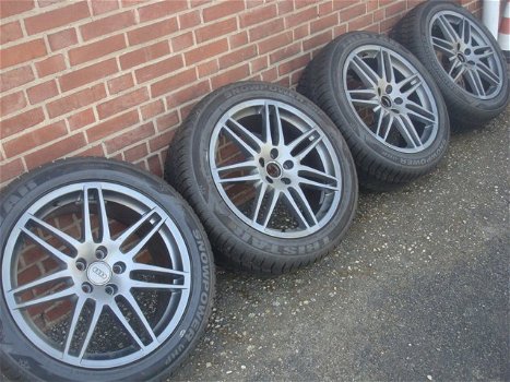 19 Inch Originele RS4 Antraciet search Audi TT Velgen Steek 5x112 - 1