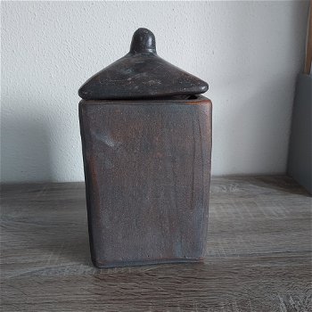 Terracotta pot met deksel - 0