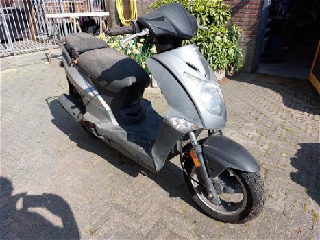 Kymco Agiity 50 snor scooter - 6