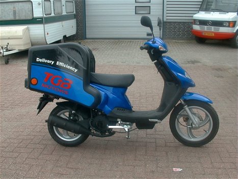 TGB Delivery brom scooter - 2