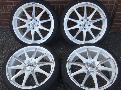 19''inch DOTZ Velgen en Banden Steek 5x114,3 - 4