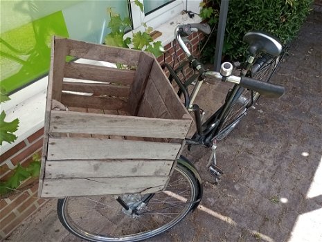 Leuke oude damesfiets met drager - 5