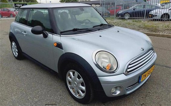 2009 MINI 1.4 ONE APK GEKEURD 20-3-2025 - 1