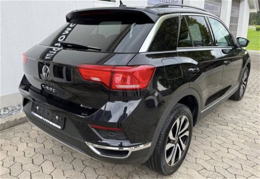 Volkswagen T-Roc Active 2,0 TDI DSG 4x4 LED SHZ PDC MFL ALU - 4