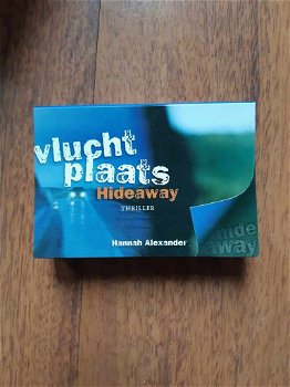 Dwarsligger 21- Vluchtplaats Hideaway (Hannah Alexander) - 0