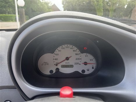 Ford Ka 1.3 Futura Strbkr Elektr Ramen NW APK (bj 2006) - 2