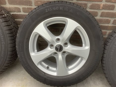 Set Borbet velgen met winterbanden 215 / 60 / R16 - 7