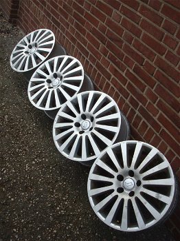 17'' Inch Originele Alfa Romeo Velgen Steek 5x110 - 3