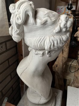 Borstbeeld buste vrouw beton 62 cm hoog - 4