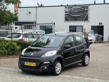 Peugeot 107 1.0 12V 5DR 2012 Zwart Airco.Nap,Apk,€4000.- - 0