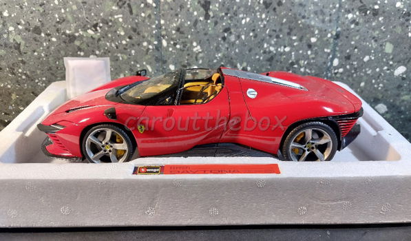 Ferrari Daytona SP3 rood 1/18 Bburago - 0