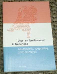 Voor- en familienamen in Nederland. R.A. Ebeling.9050280382.