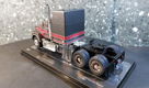 Mack Superliner Magnum 1985 grijs 1:43 Ixo V1013 - 2 - Thumbnail