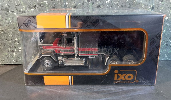 Mack Superliner Magnum 1985 grijs 1:43 Ixo V1013 - 3