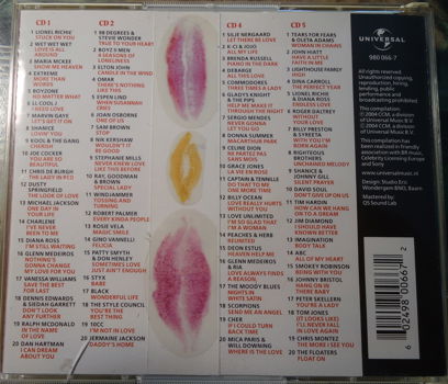 Te koop de originele CD-box 100 Love Songs van Universal. - 1