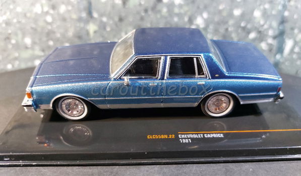 Chevrolet Caprice 1981 blauw 1:43 Ixo V1027 - 0