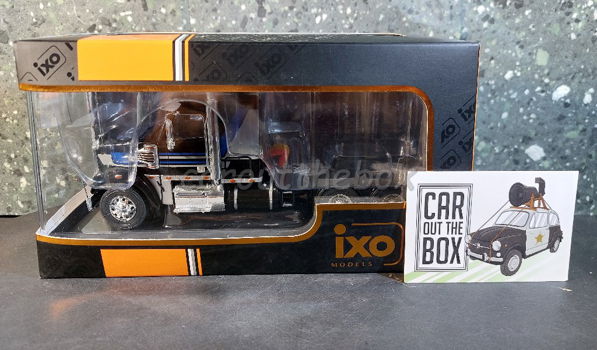 Freightliner Coronado 2012 zwart 1:43 Ixo V1033 - 4