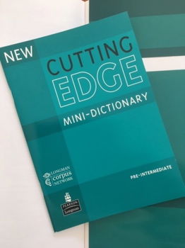 New Cutting Edge Pre-Intermediate Student's Book - Sarah Cun - 4