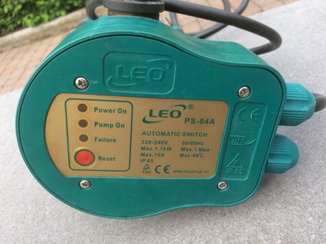 LEO presscontrole PS-04A, 230volt, 1.1 kW. presscontroller is ok en kan getest worden - 1