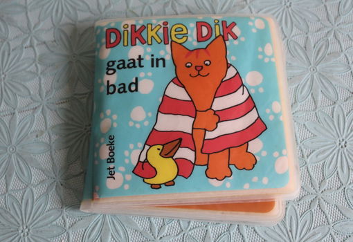 Dikkie Dik gaat in bad - 0