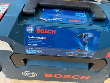 Te koop bosch schroefboormachine GSR 18V-28 incl 3 x accu koffer en lader - 0