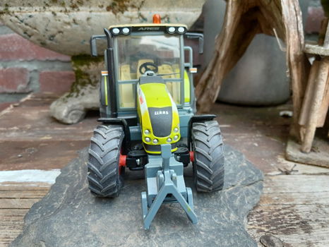 Siku claas Ares 697 ATZ 3256 - 4