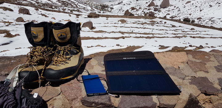 Solar Charger 13W 2xUSB geschikt voor alle merken smartphone - 3