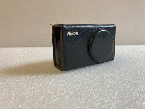 Nikon Coolpix P300 compact camera . - 3