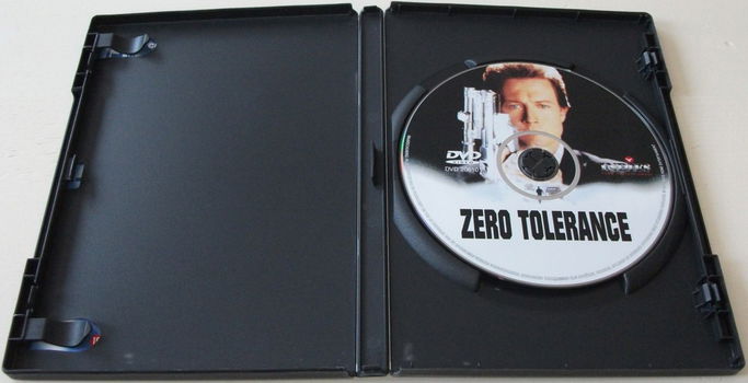 Dvd *** ZERO TOLERANCE *** - 3