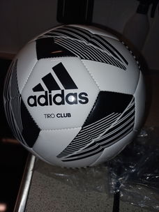 Adidas voetbal