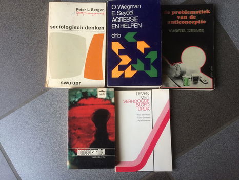 Boeken lot allerlei - 0