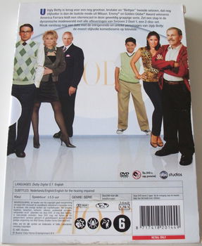 Dvd *** UGLY BETTY *** 2-DVD Boxset Seizoen 1: Deel 1 - 1