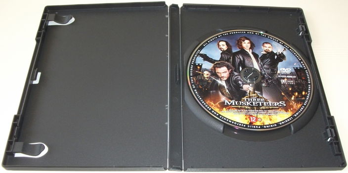 Dvd *** THREE MUSKETEERS *** - 3