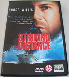 Dvd *** STRIKING DISTANCE ***