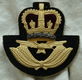 Embleem Uniformpet / Cap Badge, Warrant Officer - Queens Crown, RAF (Royal Air Force), jaren'80.(1) - 1 - Thumbnail