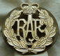 Embleem Uniformpet / Cap Badge, Airmans - Queens Crown, RAF (Royal Air Force), UK, jaren'70.(1) - 2 - Thumbnail