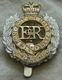 Embleem Uniformpet / Cap Badge, Royal Engineers - Queens Crown, Engeland, jaren'70.(Nr.1) - 2 - Thumbnail