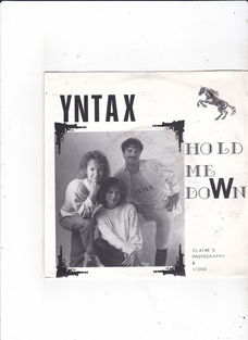 Single Yntax - Hold me down