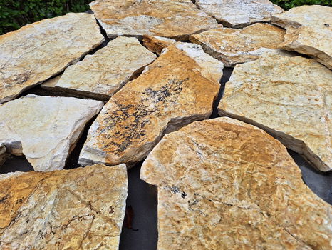 flagstones Bourgogne € 29,95 p/m2 incl. btw - 0