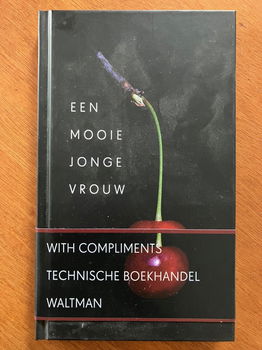 Een mooie, jonge vrouw - Tommy Wieringa (boekenweekgeschenk) - 0