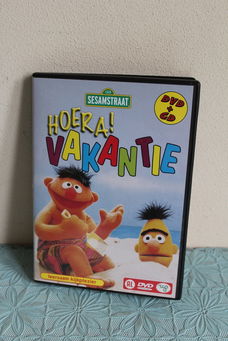 DVD+CD Hoera! Vakantie - Sesamstraat