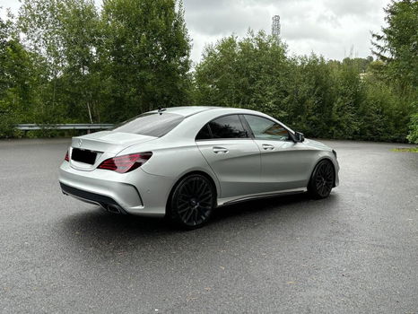 Mercedes-Benz CLA 220 CDI 170HK/AUTOMATISCH/PANORAMA/NAVI/F1-GIR/PDC/AMG++ - 1